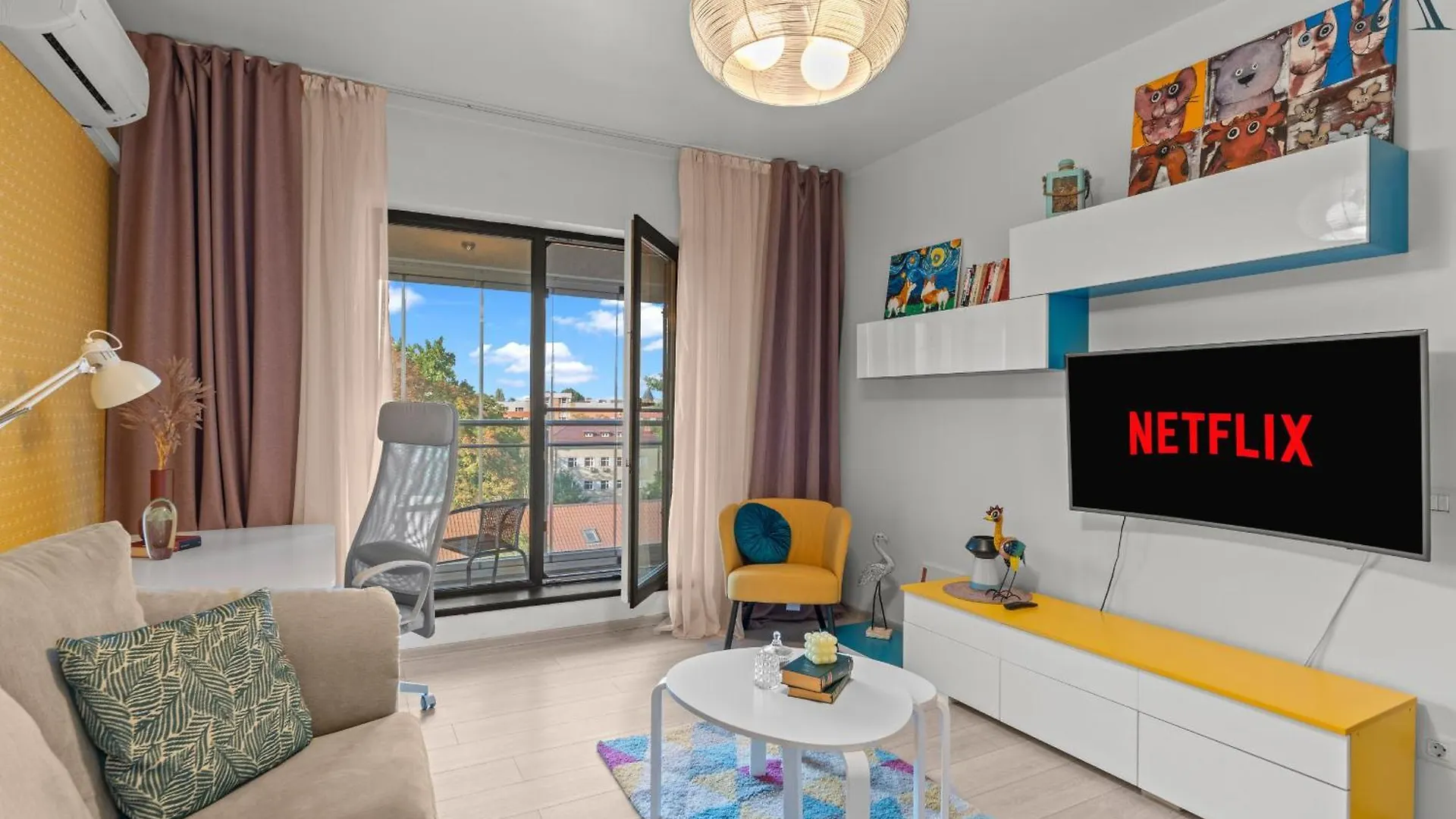 Poli Apartment بوخارست 0*,  رومانيا