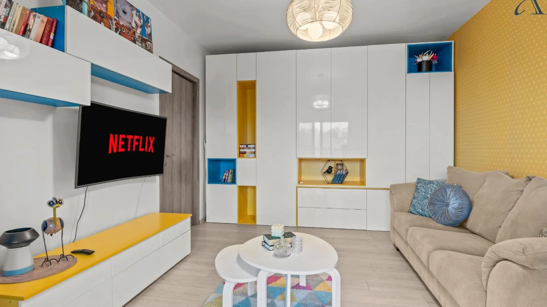 Poli Apartment بوخارست