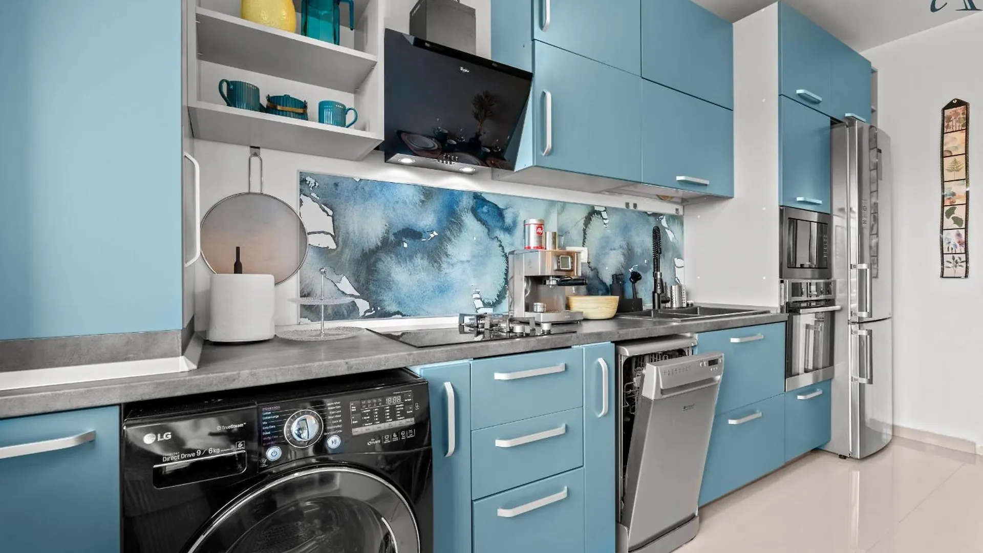 Poli Apartment بوخارست رومانيا